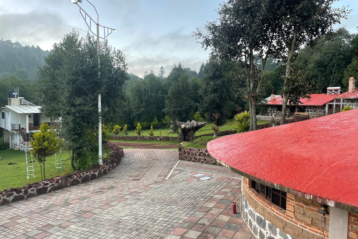 Hermosa cabaña con Fogata, Temazcal  y spa