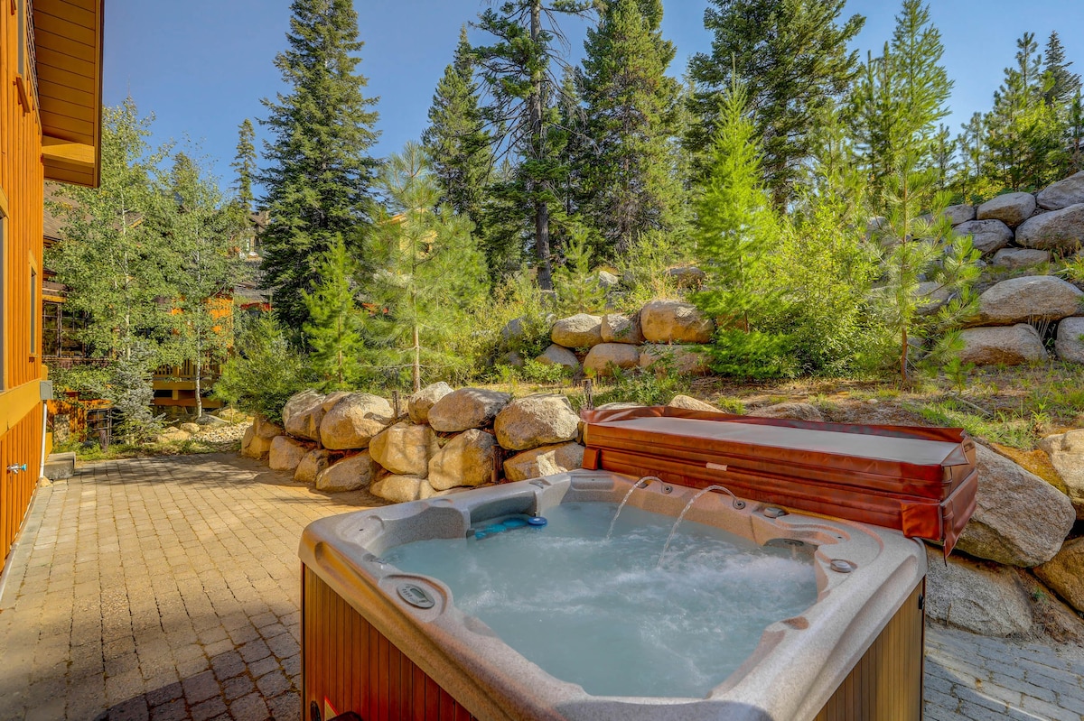 Tamarack Resort Condo w/ Private Hot Tub, Ski Out