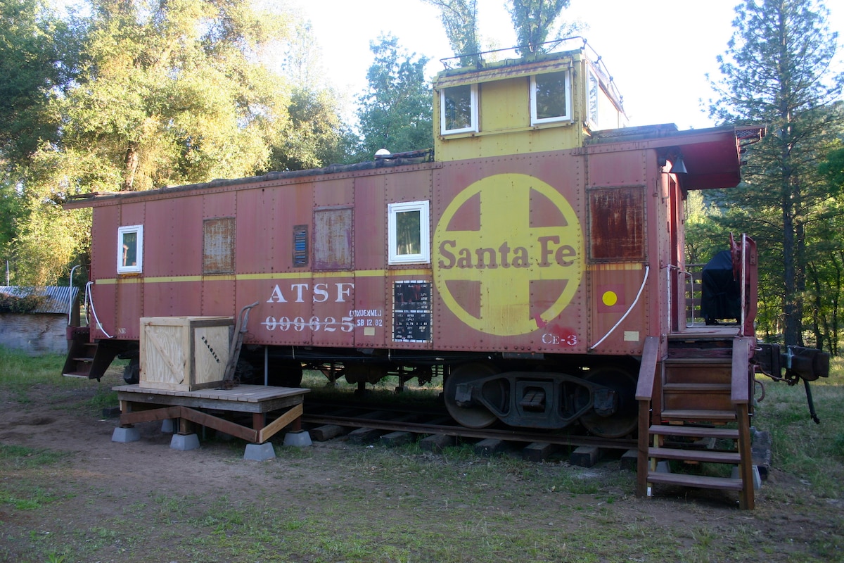 Little Red Caboose near Yosemite