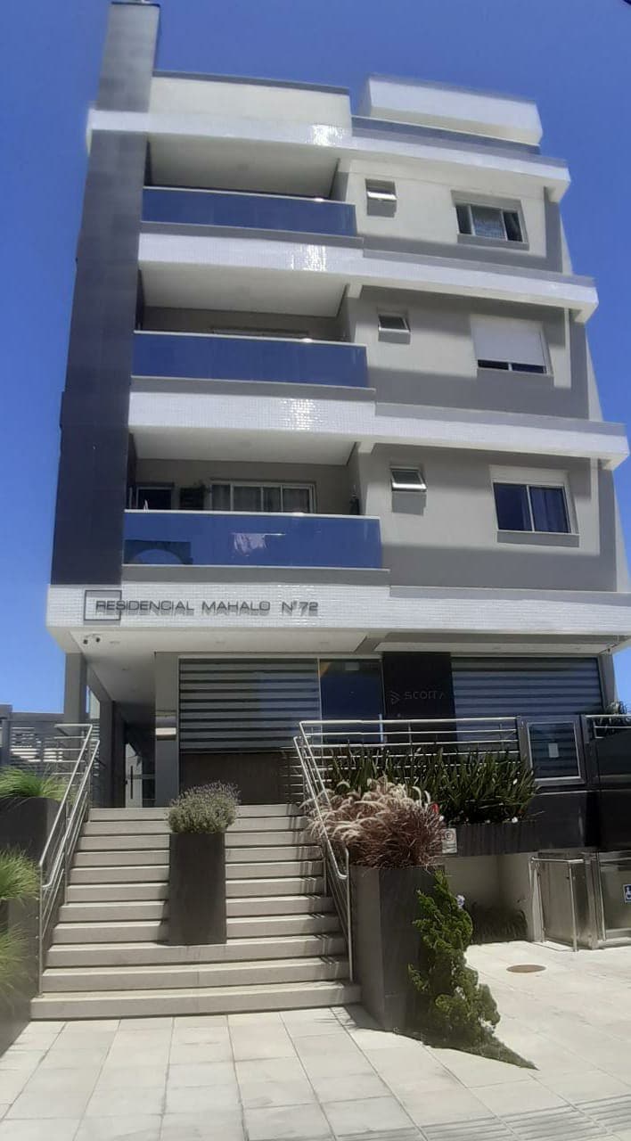 Apartamento no centrinho da Praia dos Ingleses