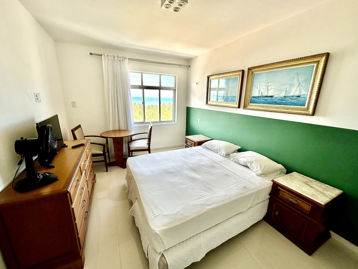 Sea View and Foot in the Sand: 5 Rooms, Wifi + AC