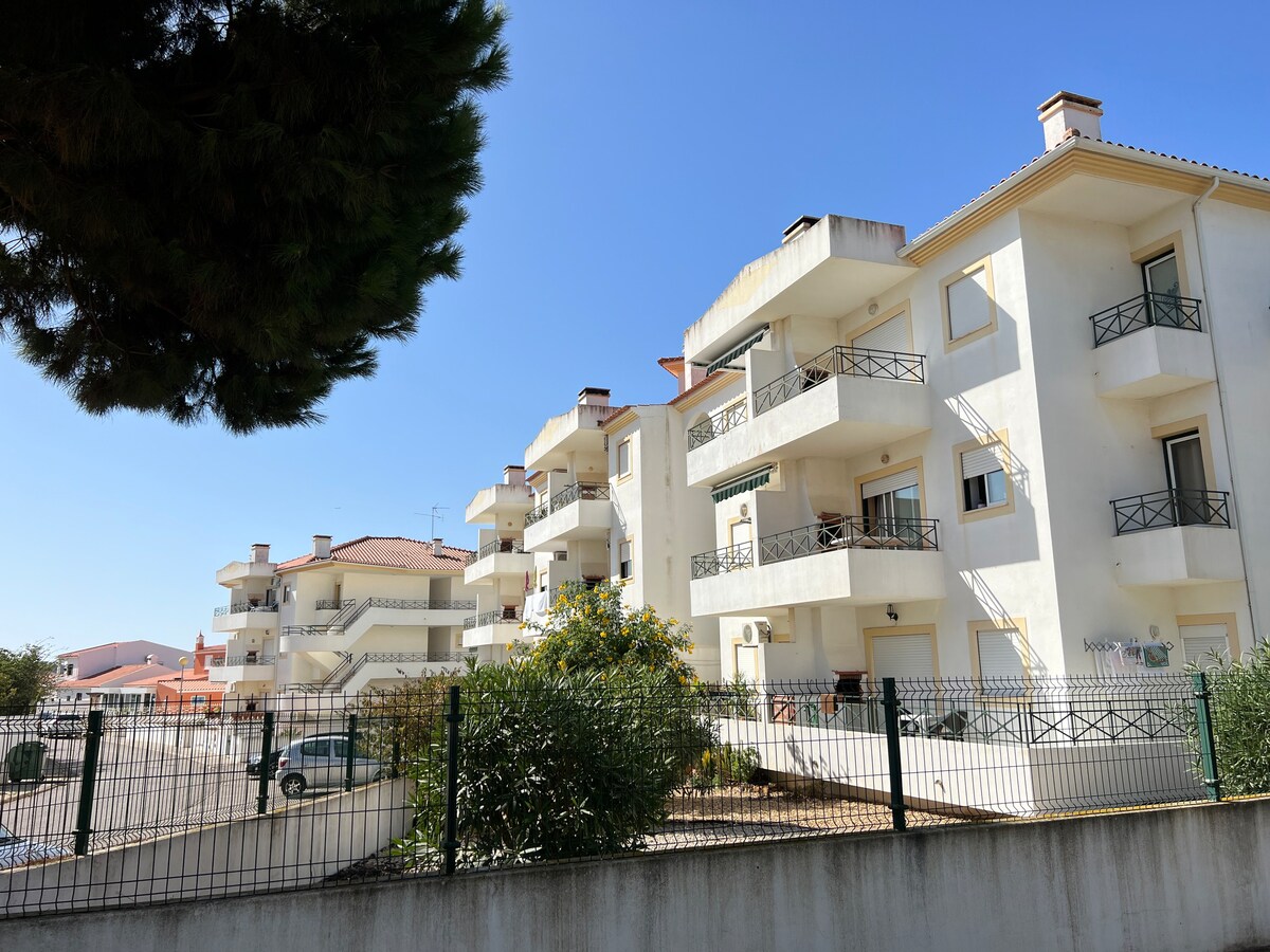 13-舒适公寓，带泳池，附近有海滩-阿尔布费拉