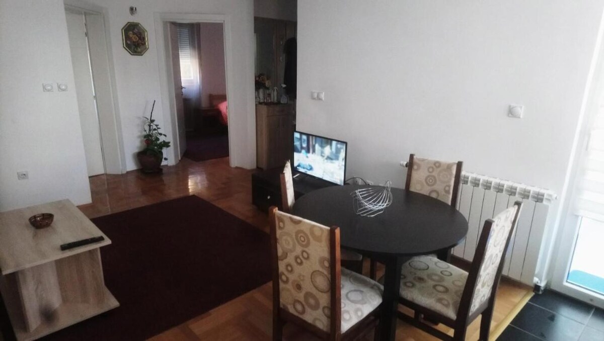 Apartman Pirot za porodice i prijatelje.