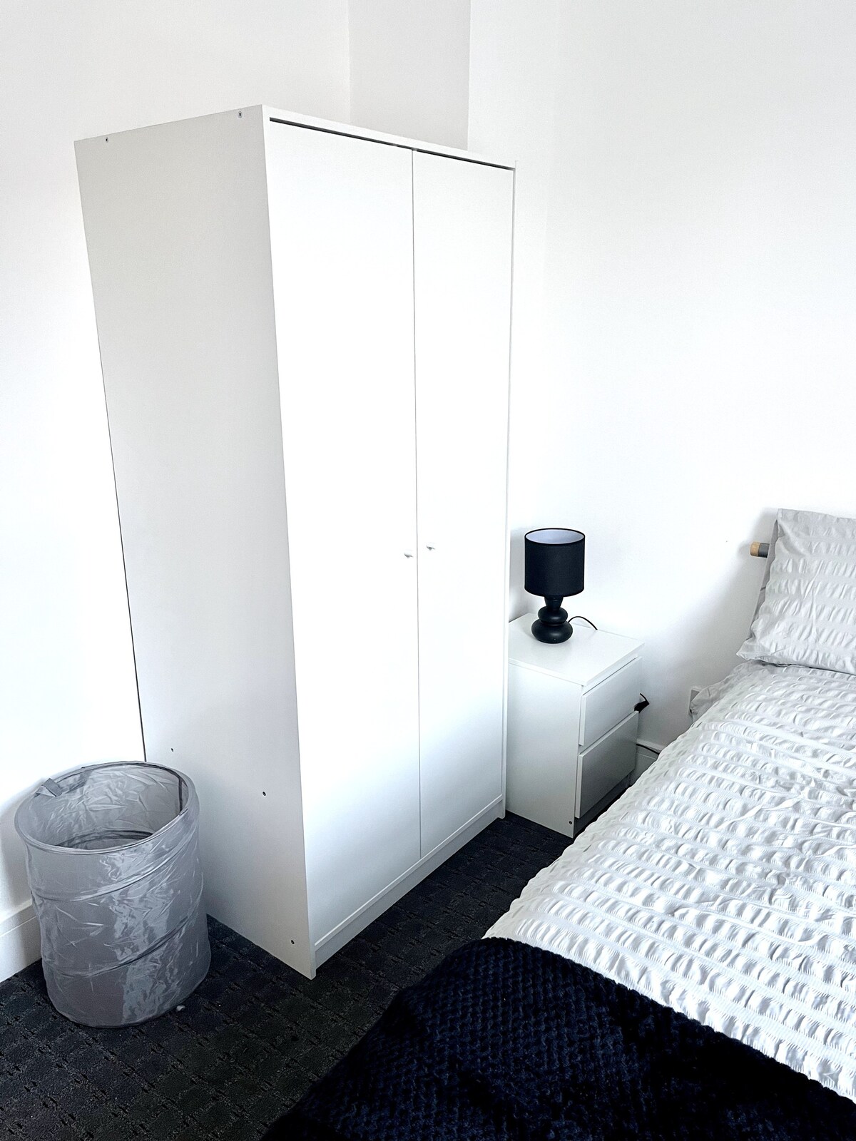Private Bedroom Space near Barnsley Hospital