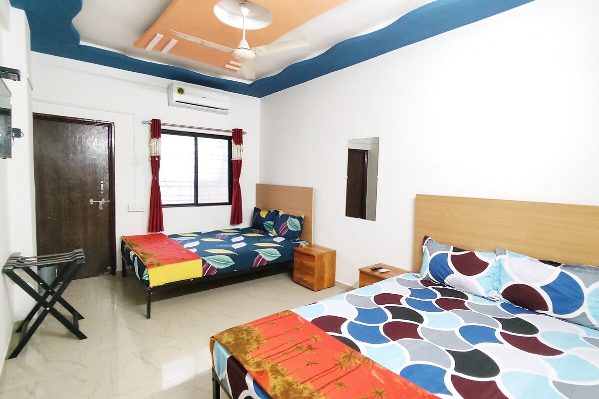 Ambient Homestay Family room with Balcony