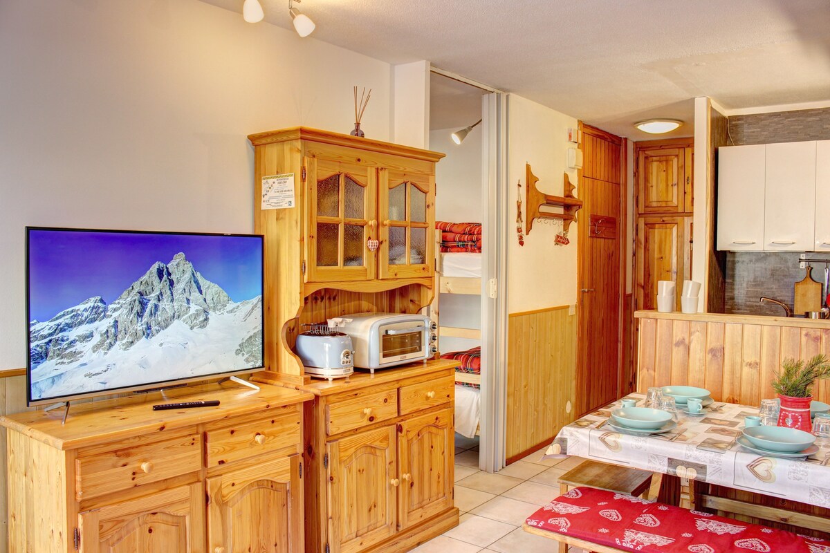 双卧室公寓，可欣赏马特峰（ Matterhorn ）的美景，六张床