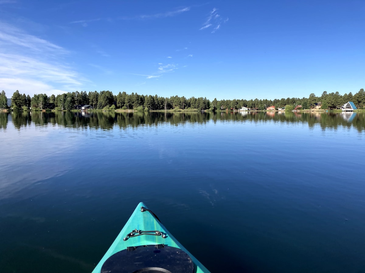 Lakefront home for rest and recreation