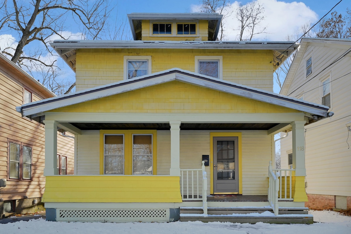 Vassar Cottage - Charming 4 br home