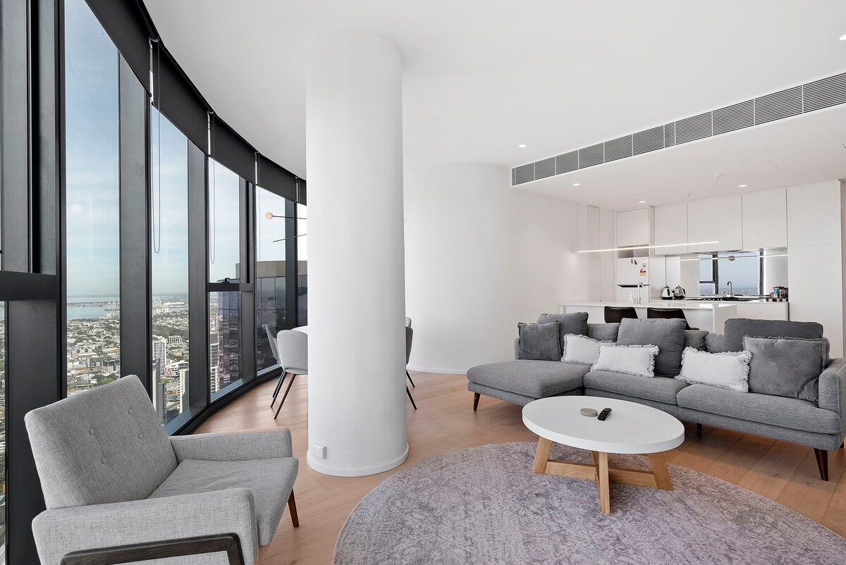 Sub Penthouse Collection 5505 - Southbank