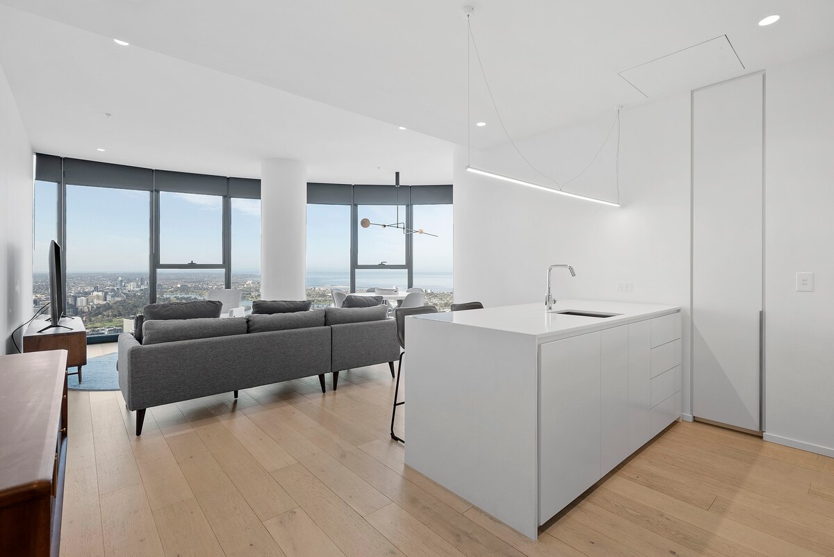 Sub Penthouse Collection 5505 - Southbank