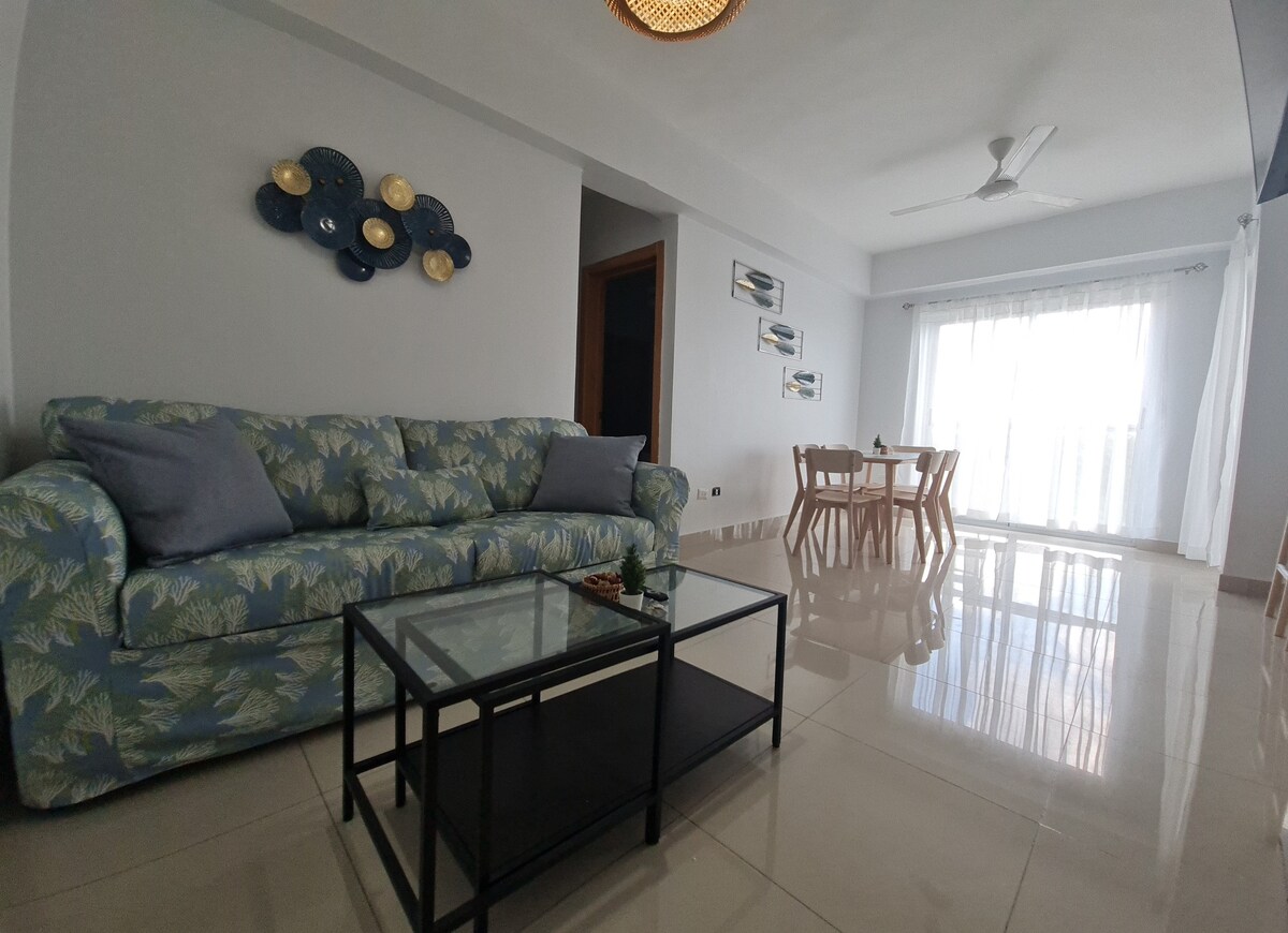 Apartment. pool, balcony, bbq, 400mts to the beach