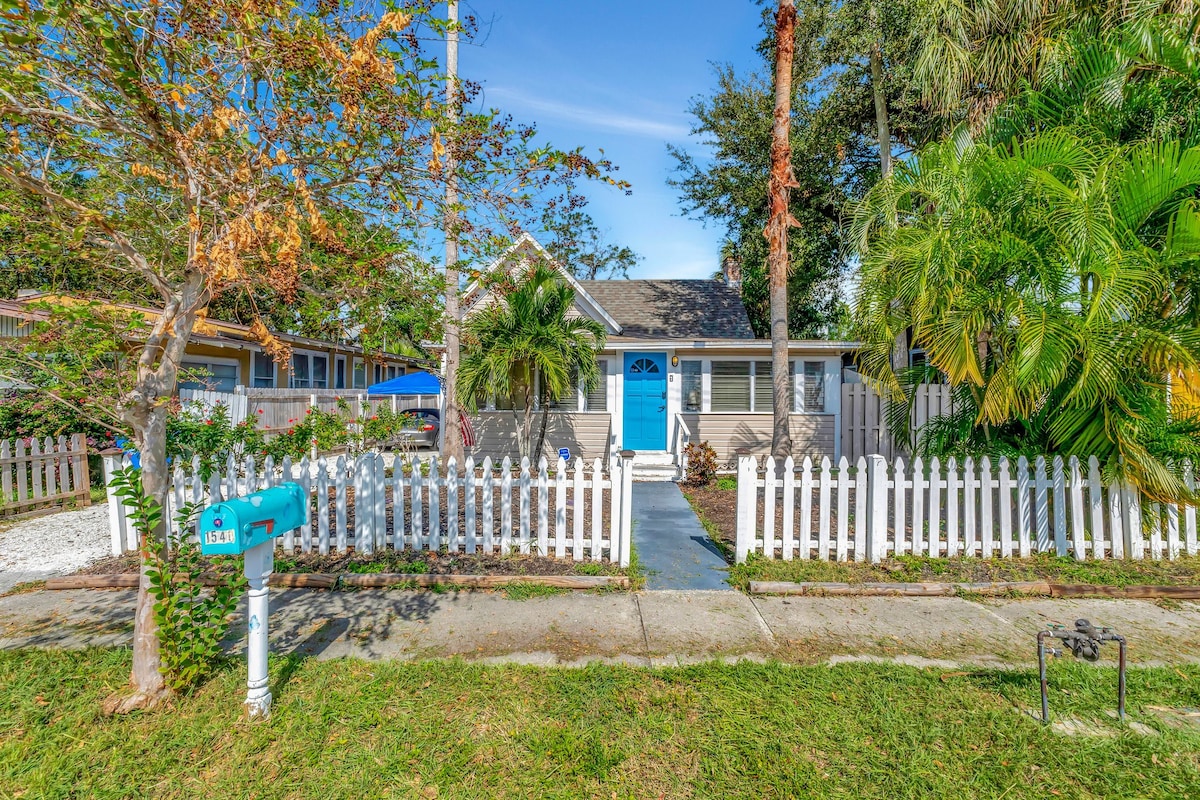 1922 Cottage Oasis In Historic Bradenton