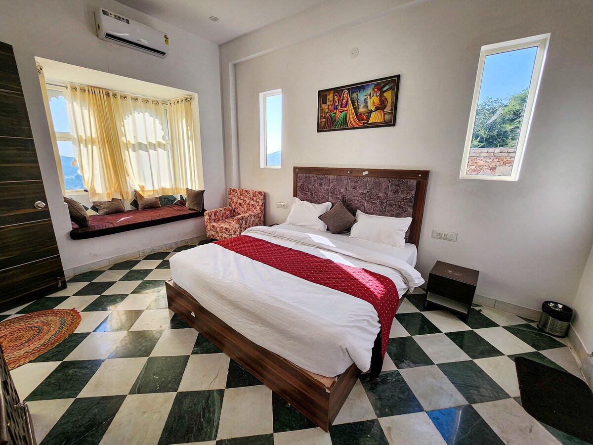2-Bedroom Villa with pool facing Aravali Mountains