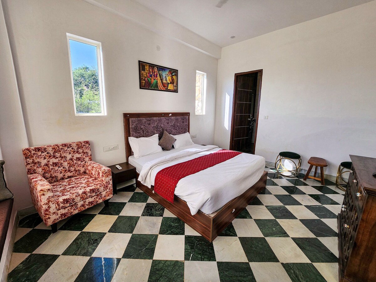 2-Bedroom Villa with pool facing Aravali Mountains