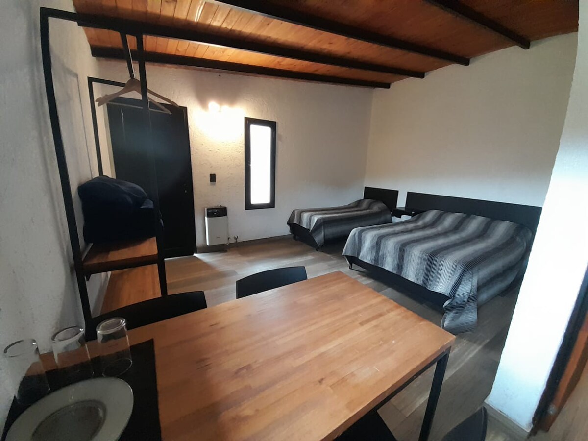 Departamento en entorno rural con pileta