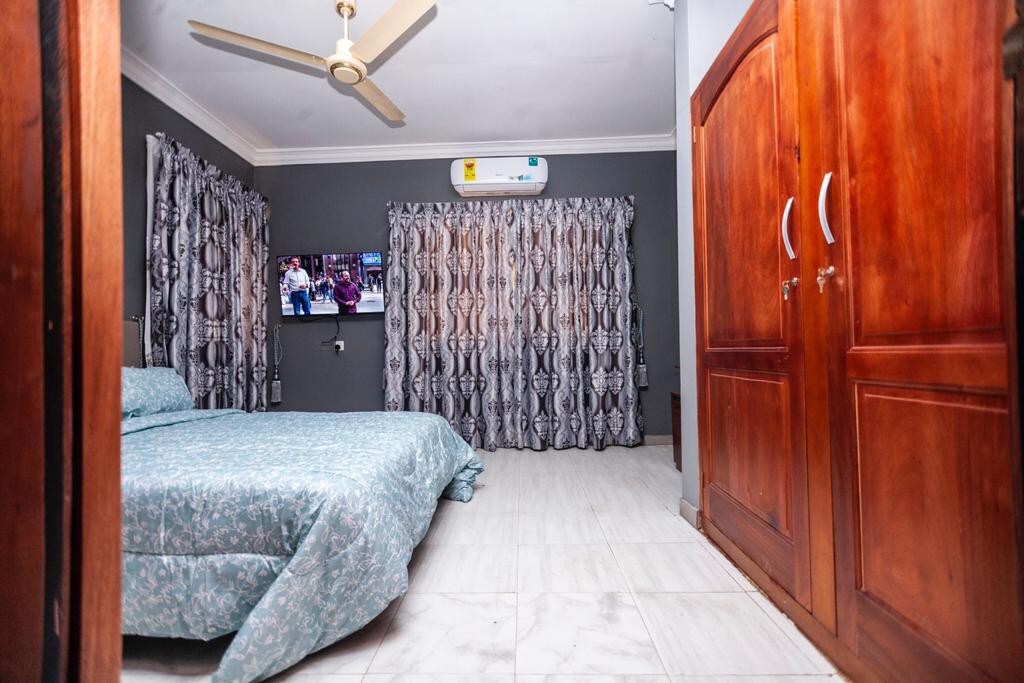 Yankey Yankey's Apartment -Takoradi
