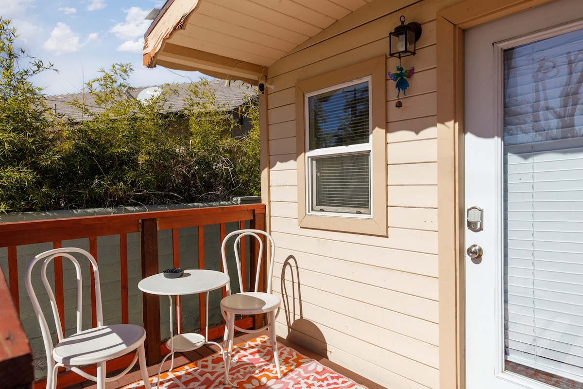 Tiny Home in Paradise by The Strip for One Guest