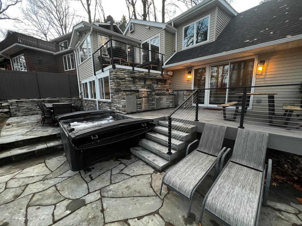 The Lookout on Lake Wallenpaupack