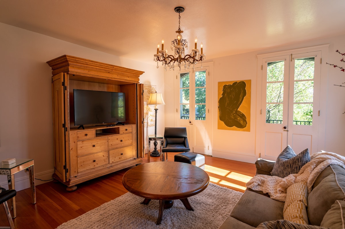 Historic Loft Apartment