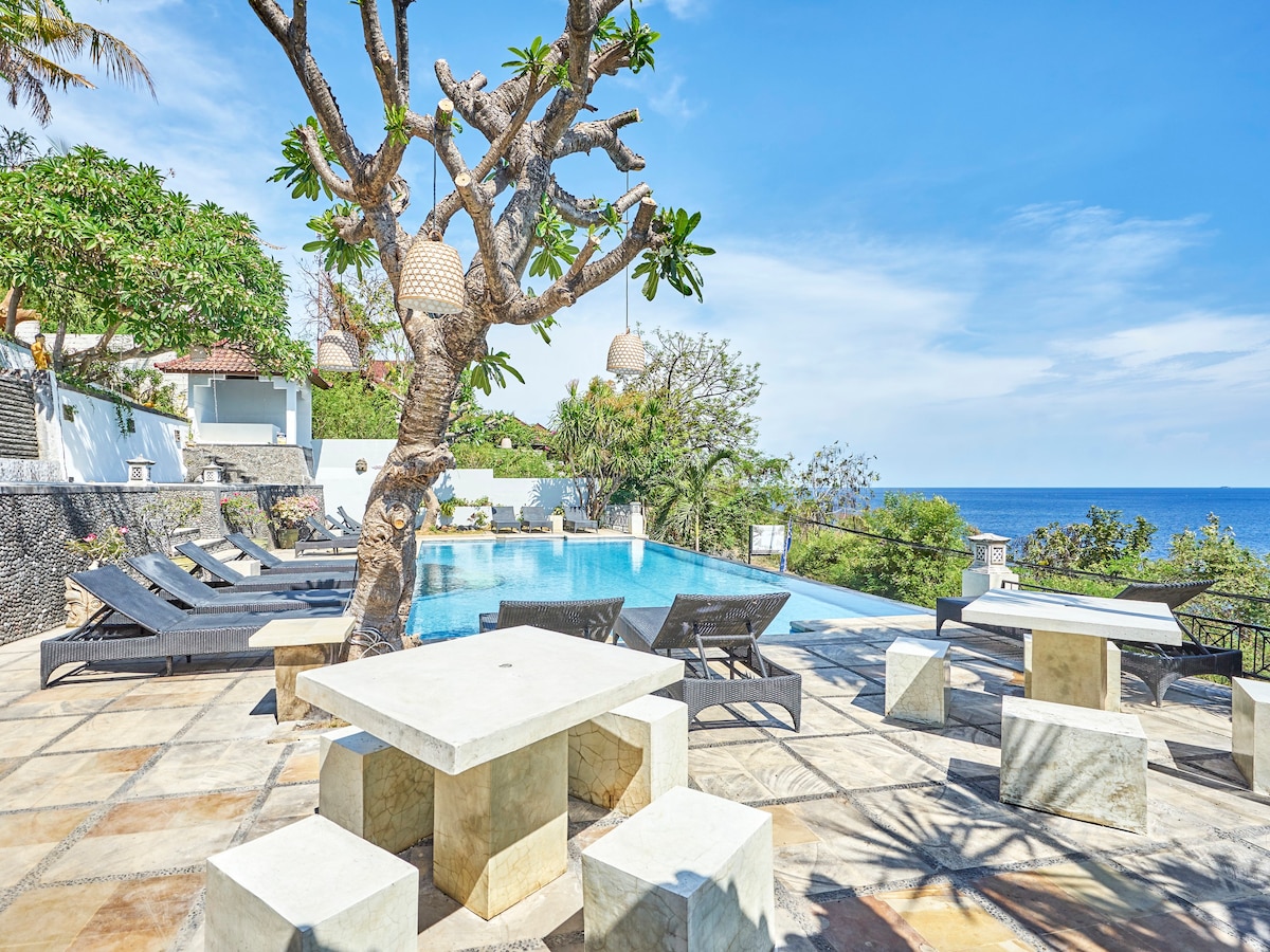 Anda Amed Villas - Family Villa with Ocean View