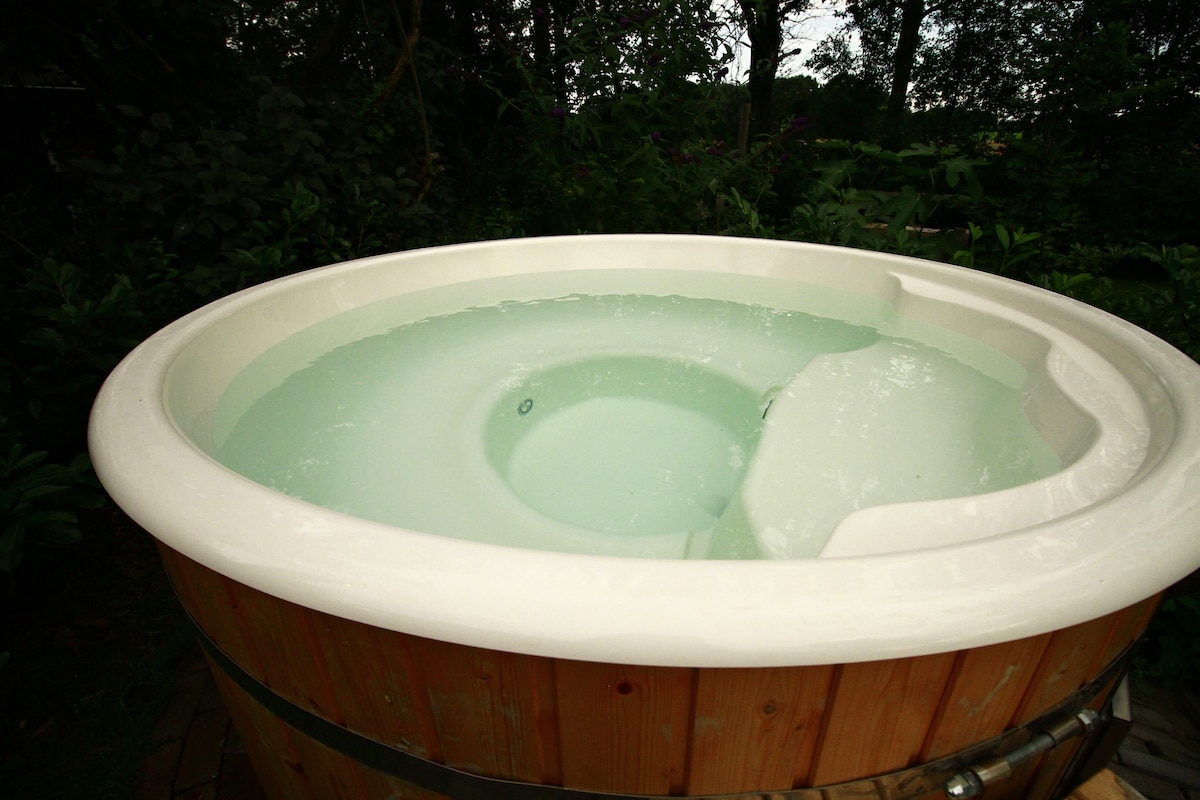 Supergezellig huis met hottub 2p