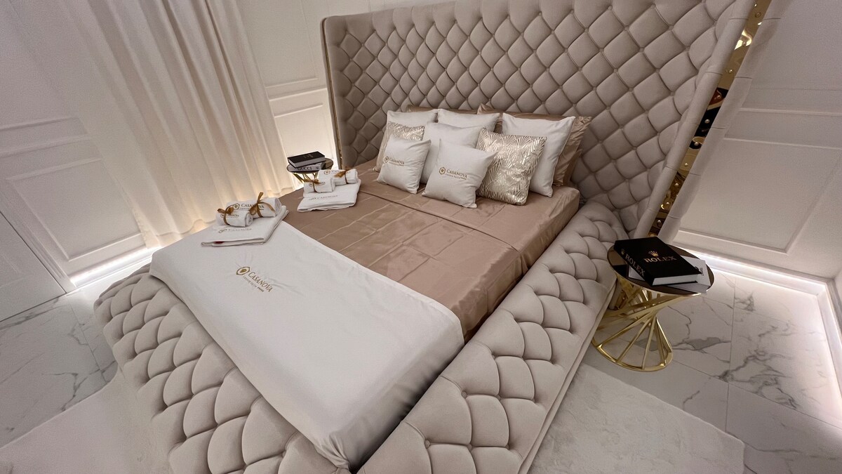 Casanova Luxury Suite
