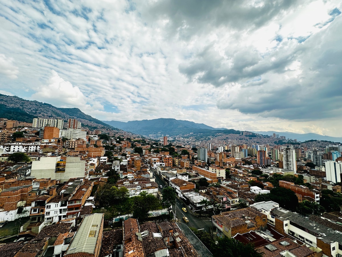 Hermoso Apartaestudio Medellin Downtown