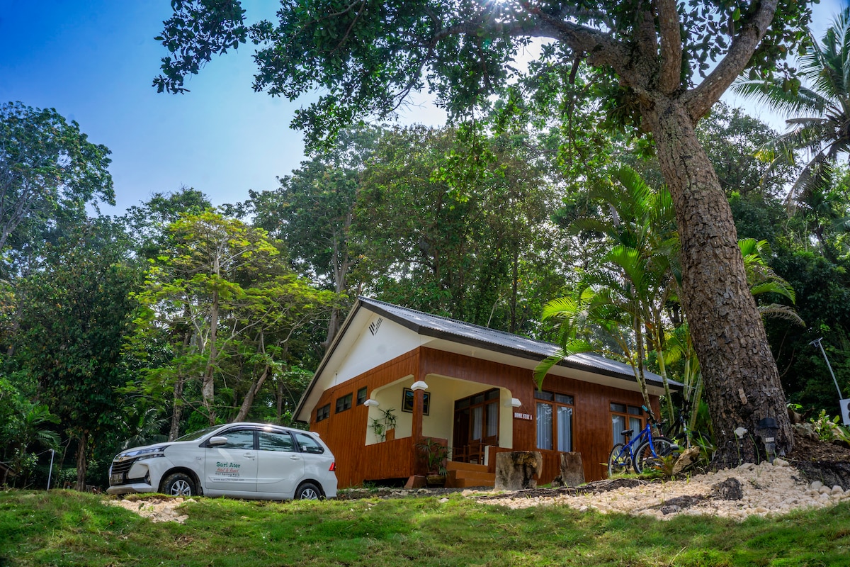 Kabin Nyaman dengan Pemandangan Pantai