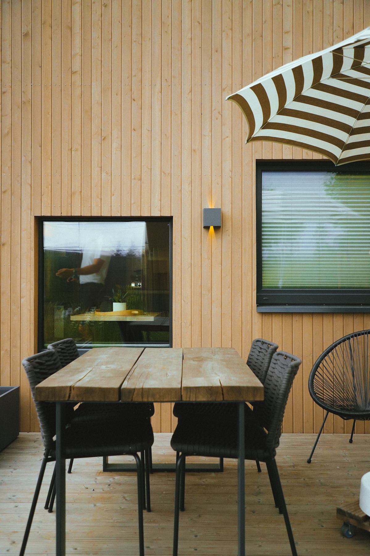 Tiny House mit Schlafzimmer und Dachterrasse