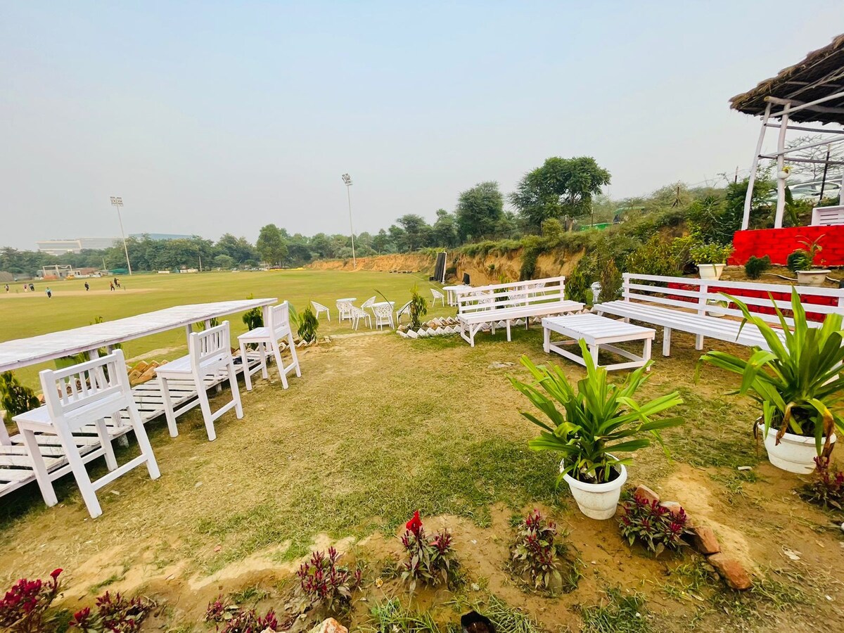 Hill View Camp-Stay in Gurgaon!