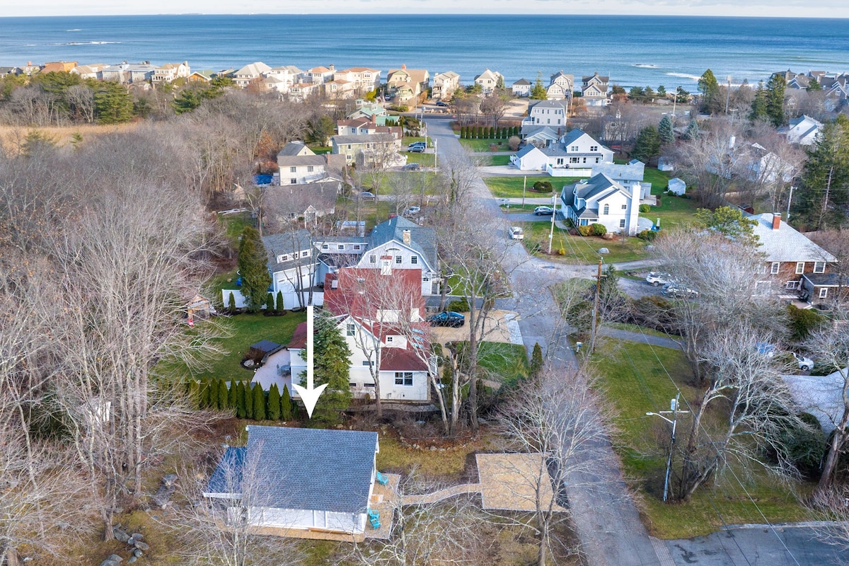 Sandy Biscuits A-Frame Cottage @ Plaice Cove