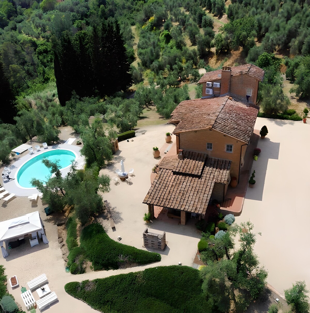 托斯卡纳拉里诺别墅（ Tuscany Villa Larino ）豪华别墅