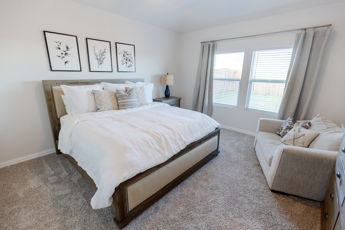 *NEW* Designer Home/ 35 Mins To Dtwn Dallas