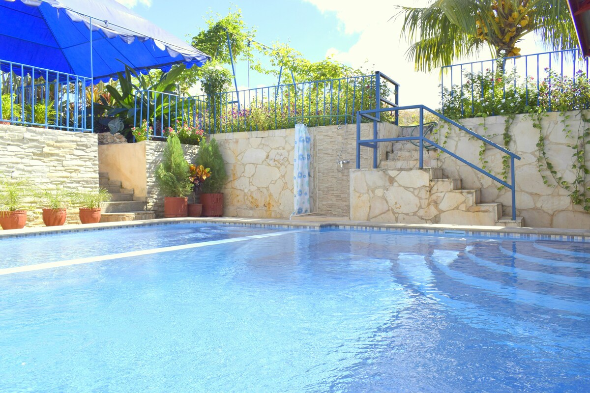 Hotel Villa Coco, 6 habitaciones, wifi, 2 piscinas