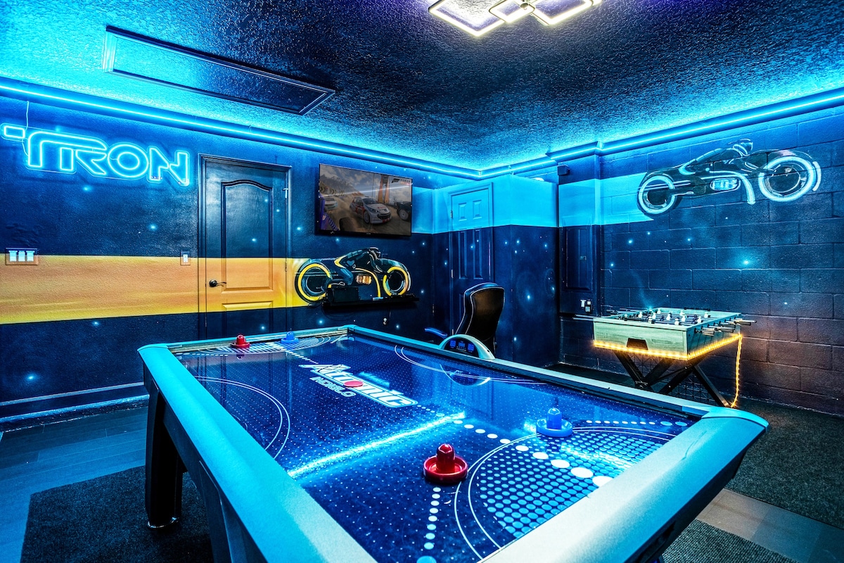 July Special! Disney Themed, Game Room, Sunny Pool