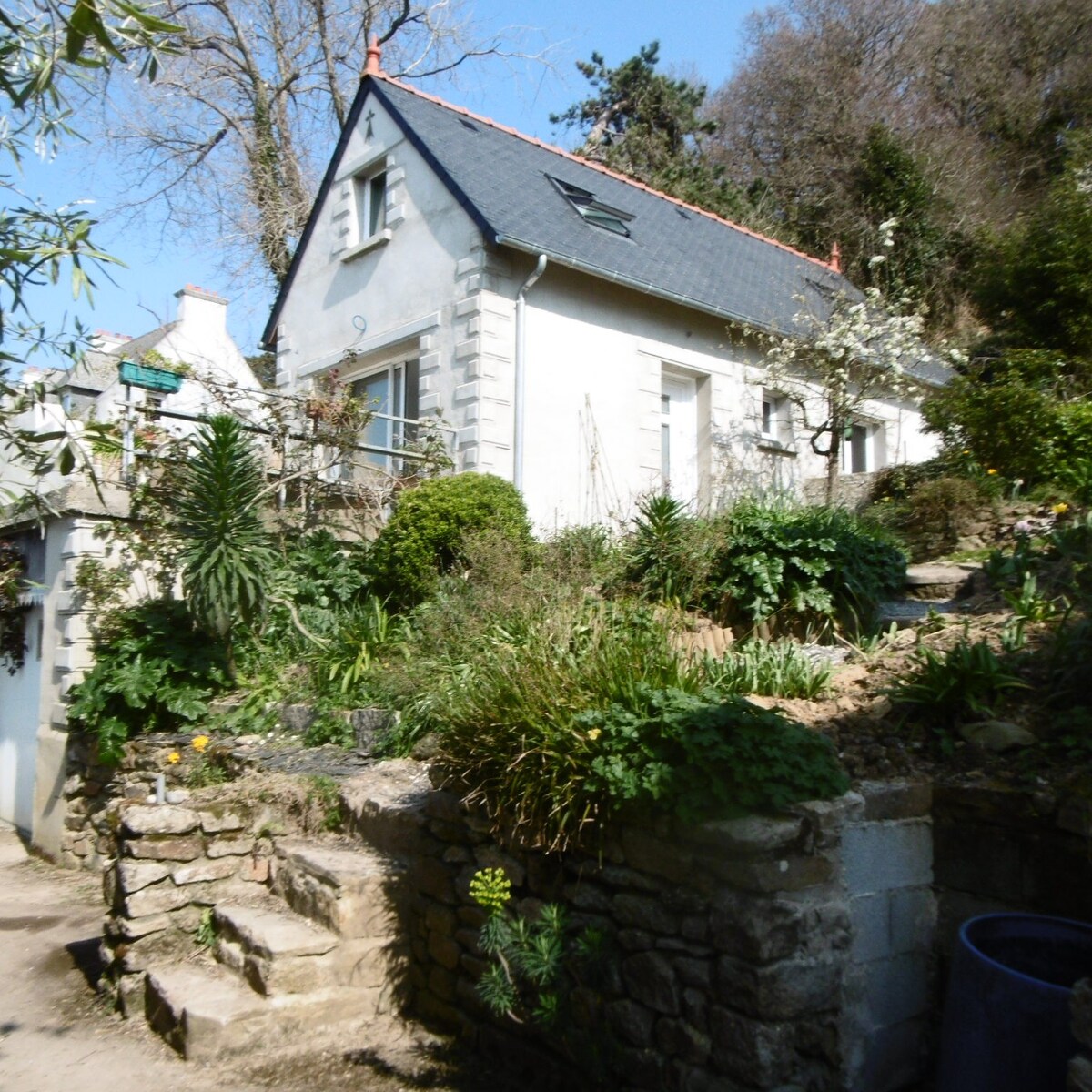 Petite maison avec vue mer