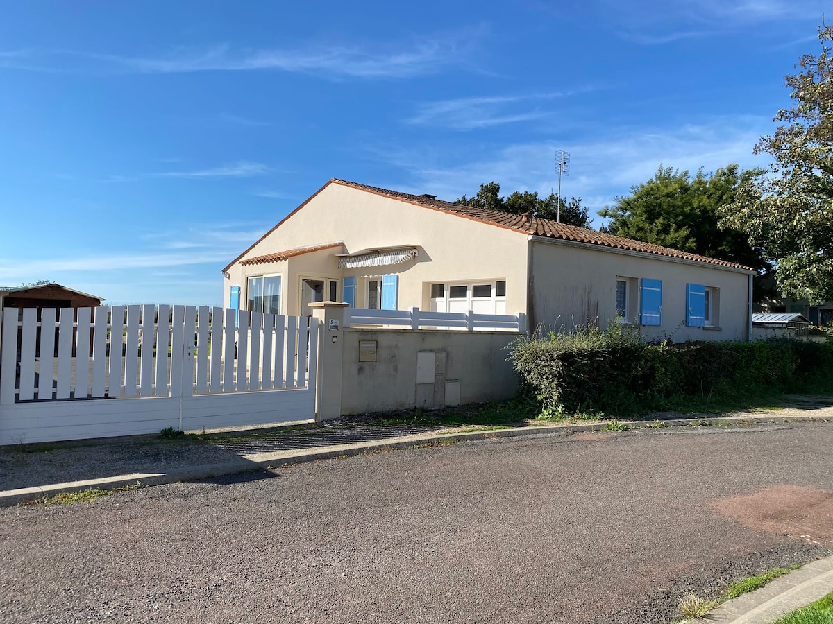 Charmante Maison à 15mns des plages «Nos Pierres «