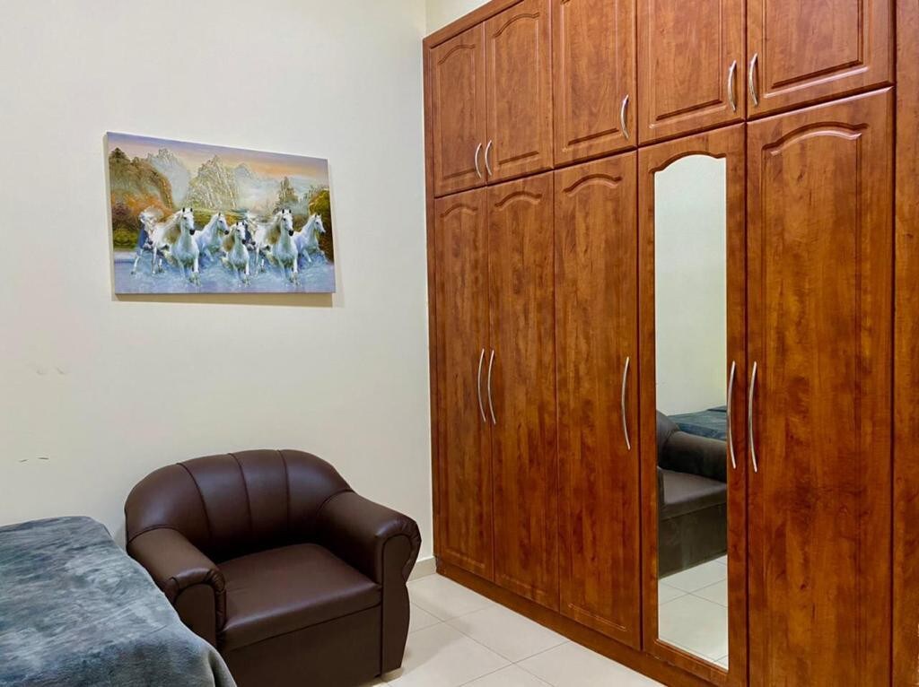 Close to DUBAI Airport Room-(Private Bathroom)