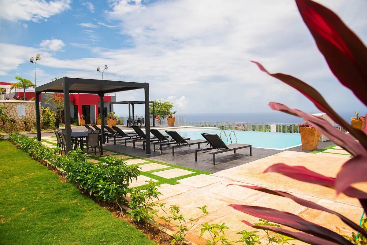 Bliss Villa Ocho Rios w/infinity pool & club house