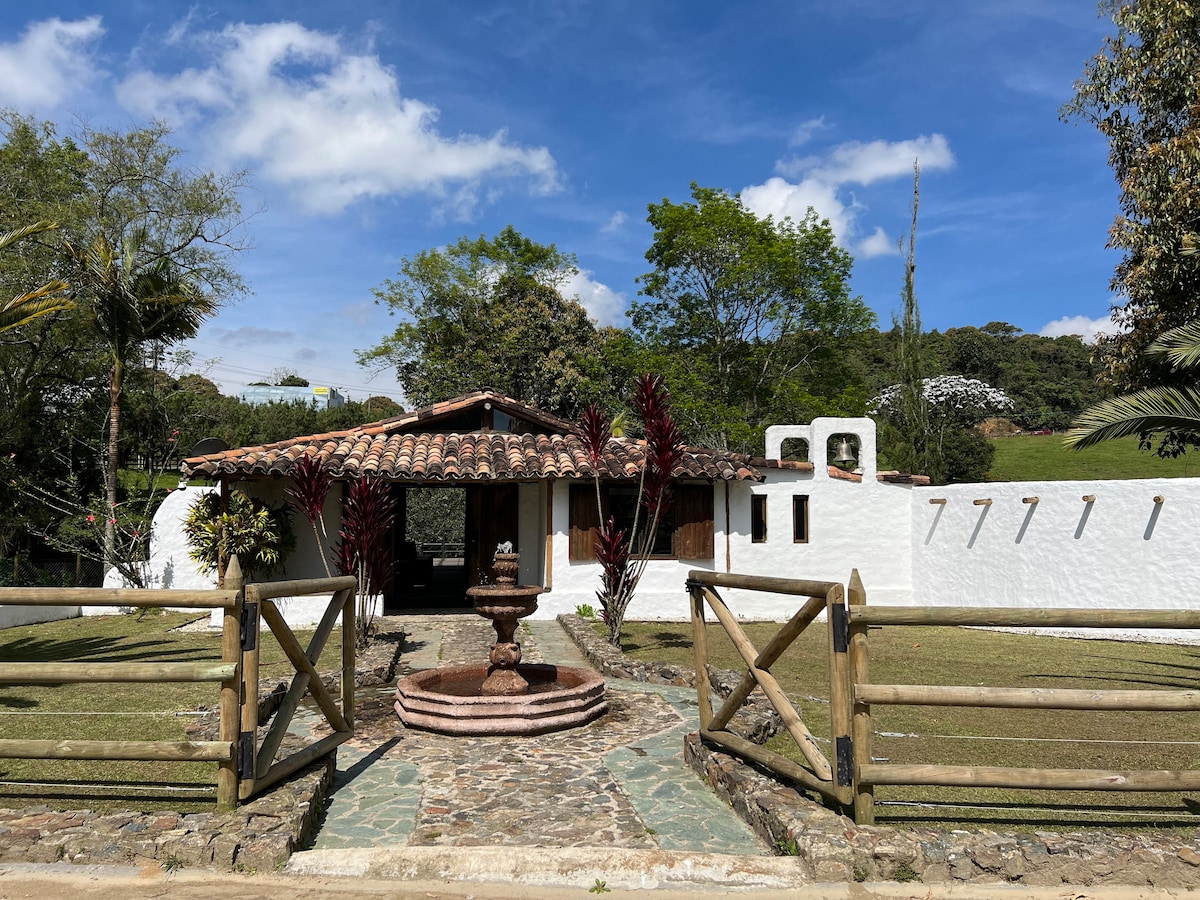 Modern farm cabin in the outskirts of Medellin