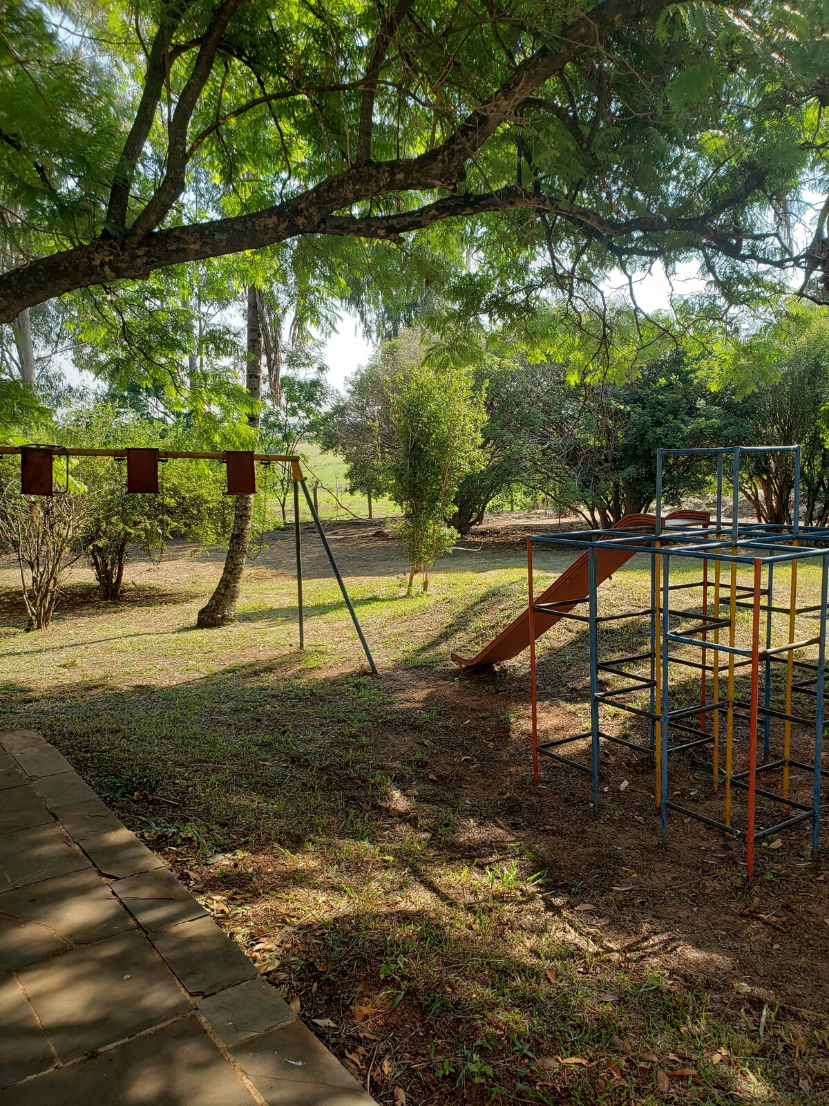 Chácara com Piscina de 5.600m2