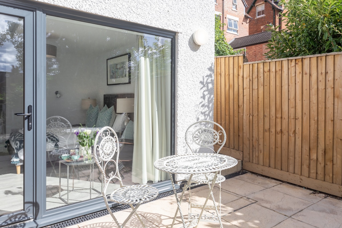 No.192 Oxford - Superior Double with Garden Views