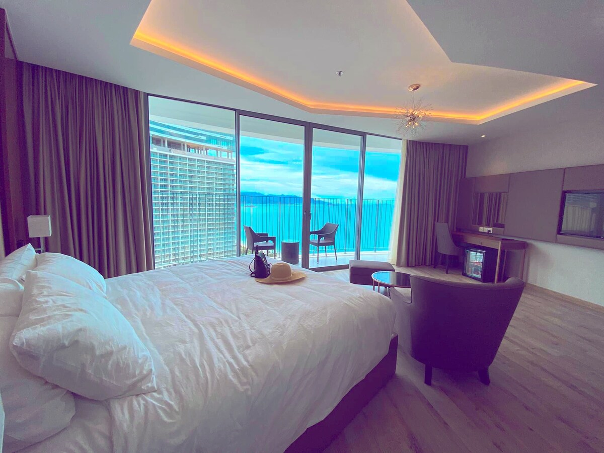 Panorama ocean view highfloor