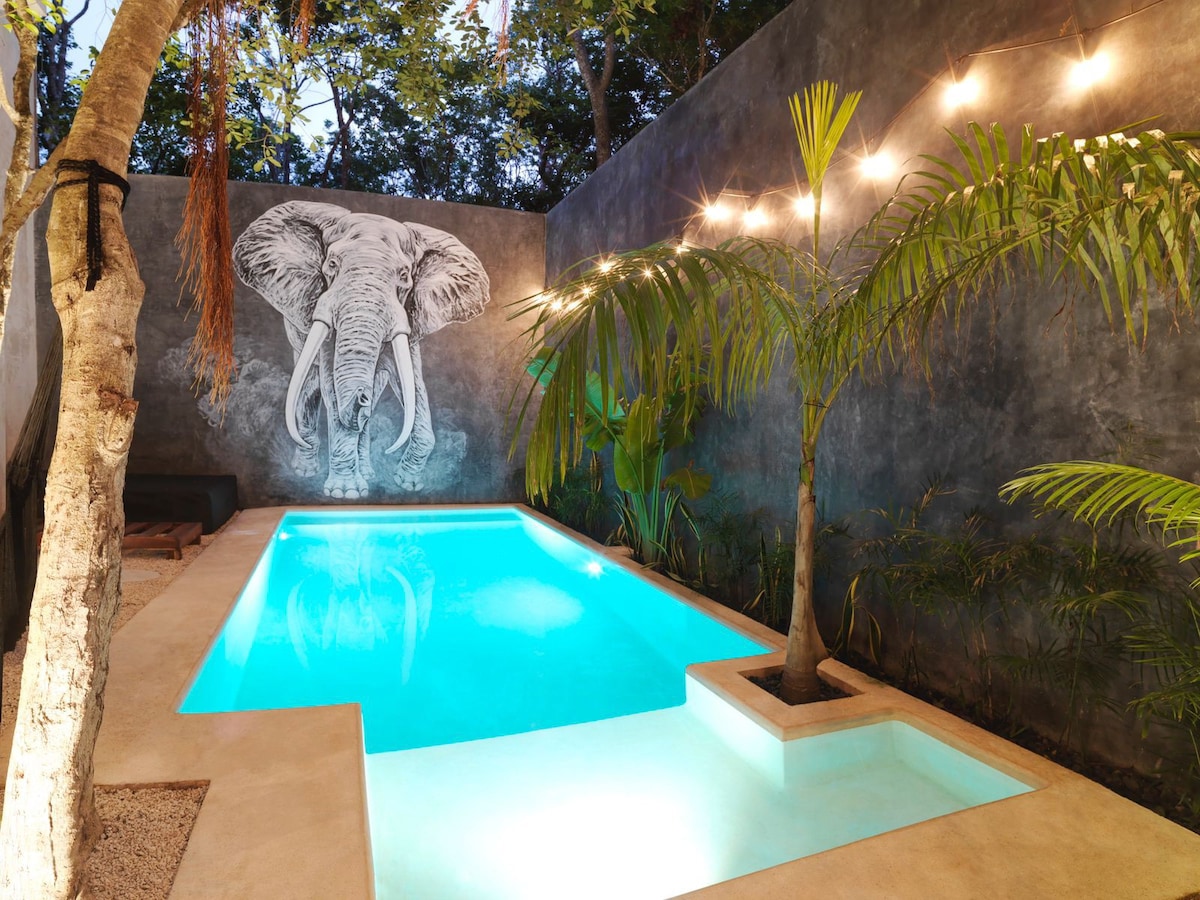 Whithe elephat casa boutique WE