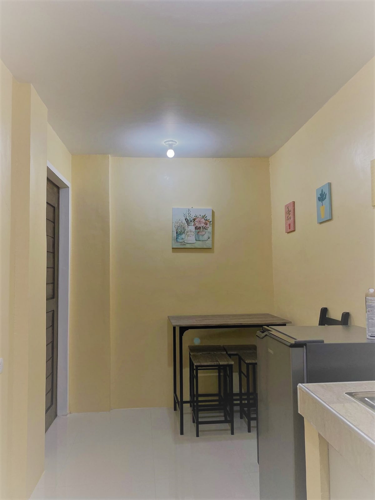 Qam-in Transient House (1 BR Apt. - RM 4)