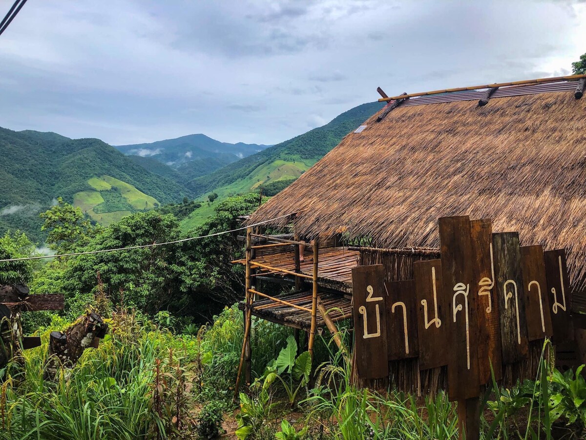 Sririkham家庭住宿， Baan Surikam