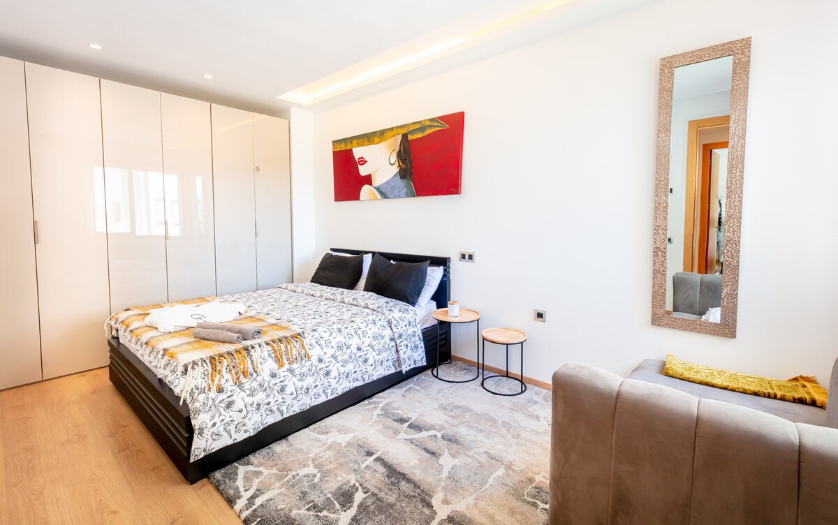 Luxueux Duplex G1 au Cœur de Californie Casablanca