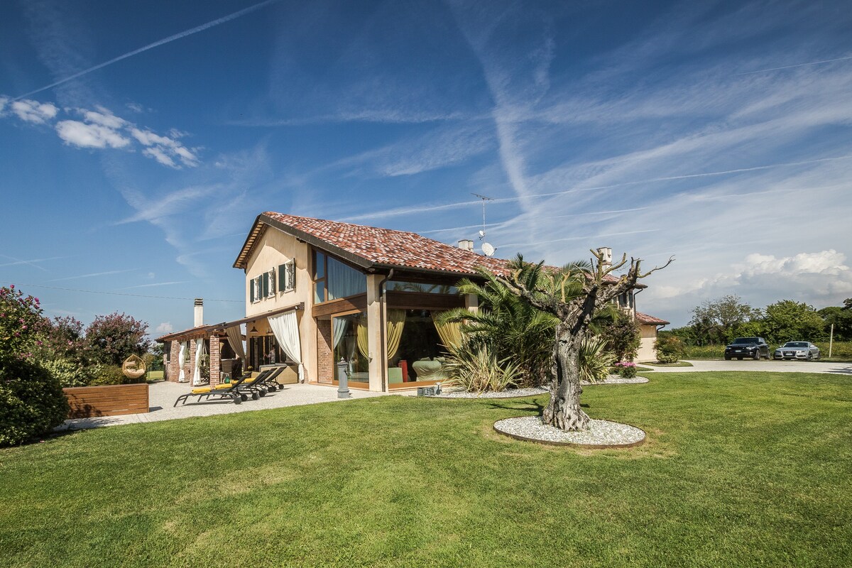 Villa Tania, country house con piscina a Jesolo