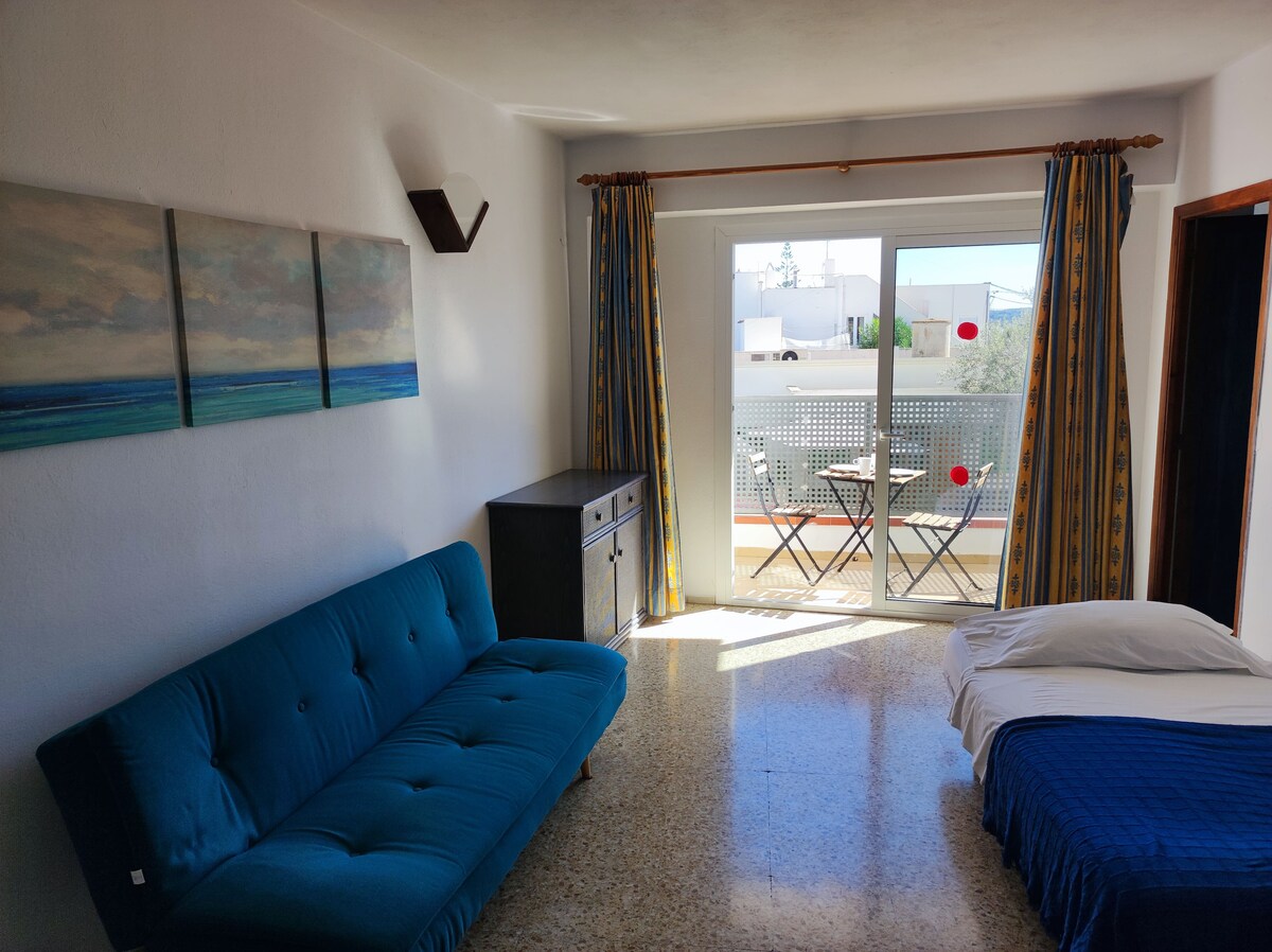 LeMirageibiza .com - Deluxe 1 BR w/Kitchen - 4 pax