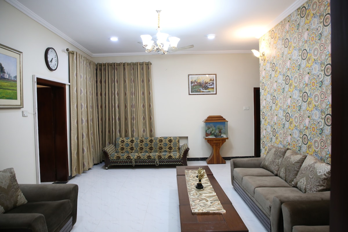 DHA Lahore的6卧室别墅